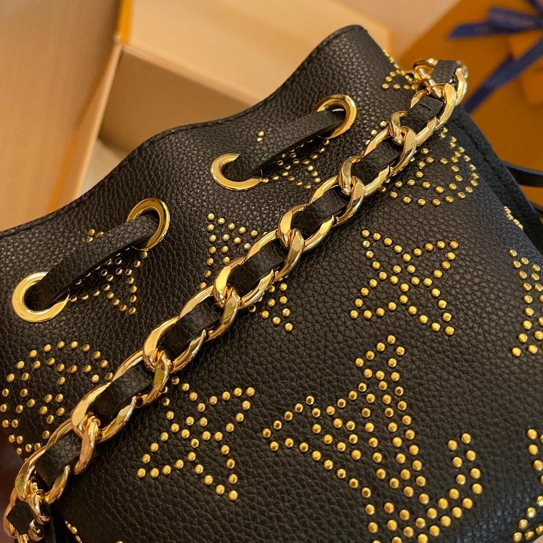 Louis Vuitton Pico Bella   M82744 - DopestKickz