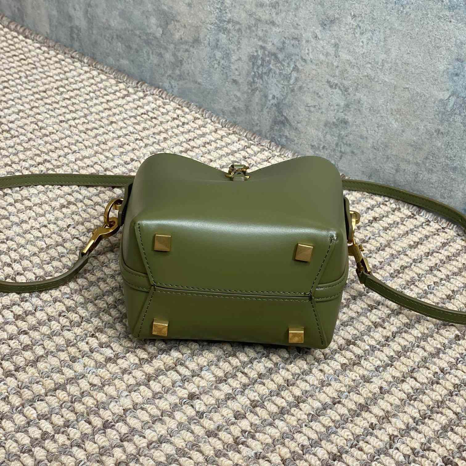 Saint Laurent Le 37 Mini In Shiny Leather - DopestKickz