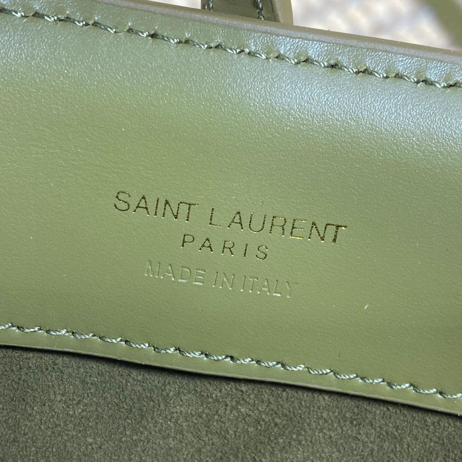 Saint Laurent Le 37 Mini In Shiny Leather - DopestKickz