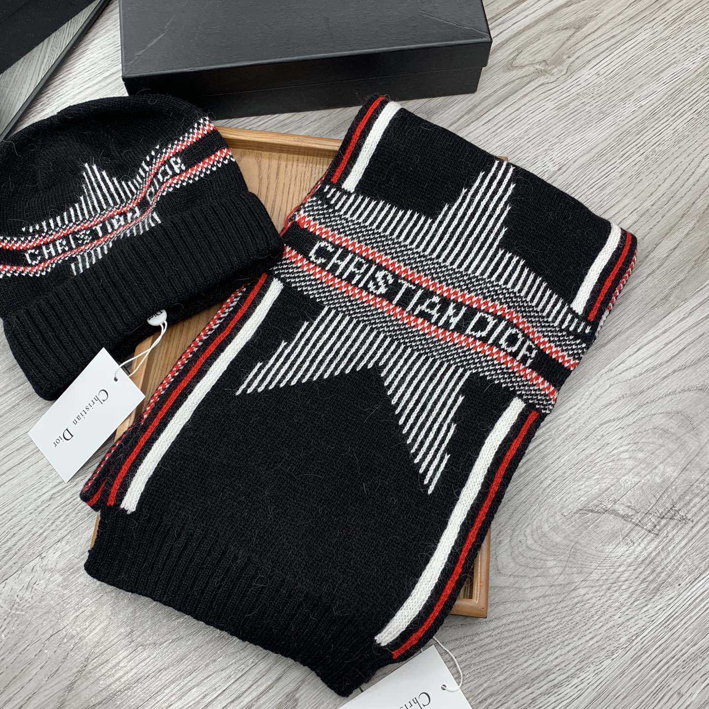 Dior Beanie And Scarf - DopestKickz