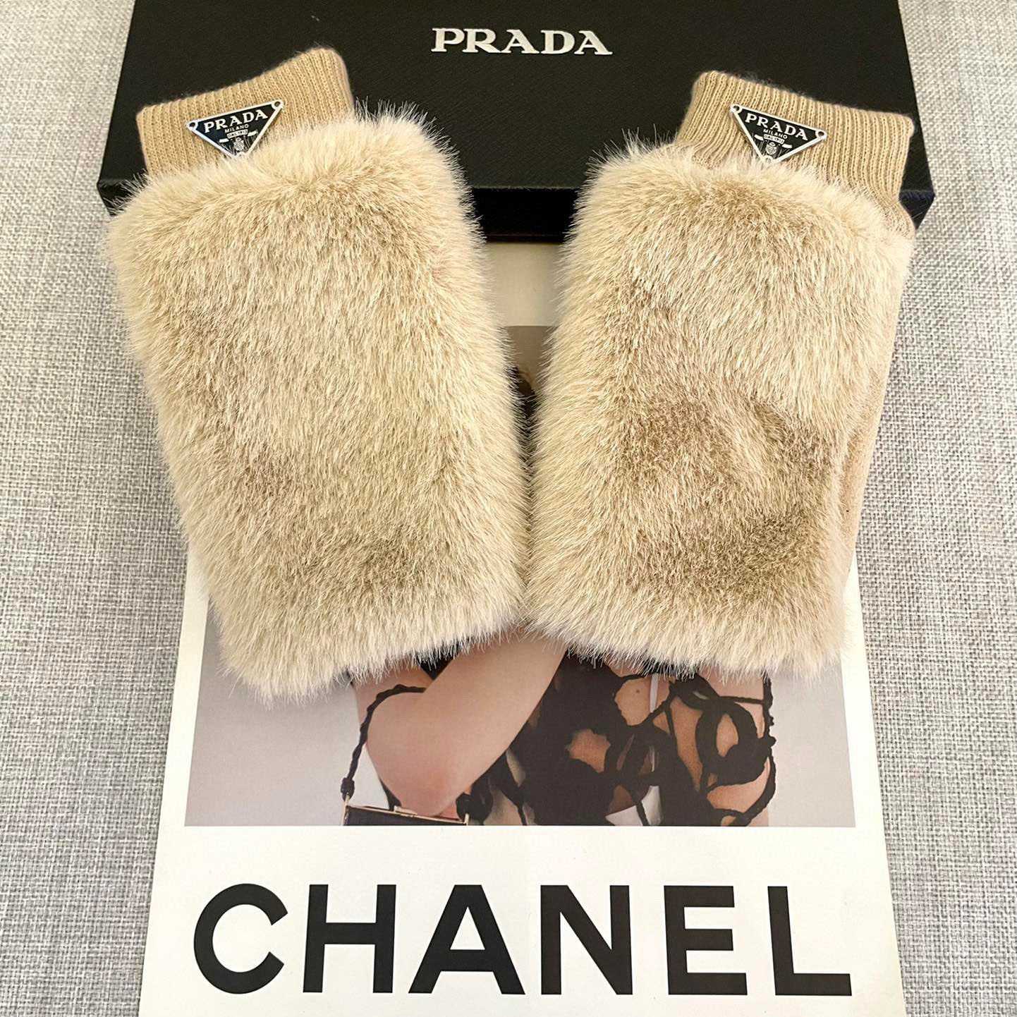 Prada Gloves  - DopestKickz