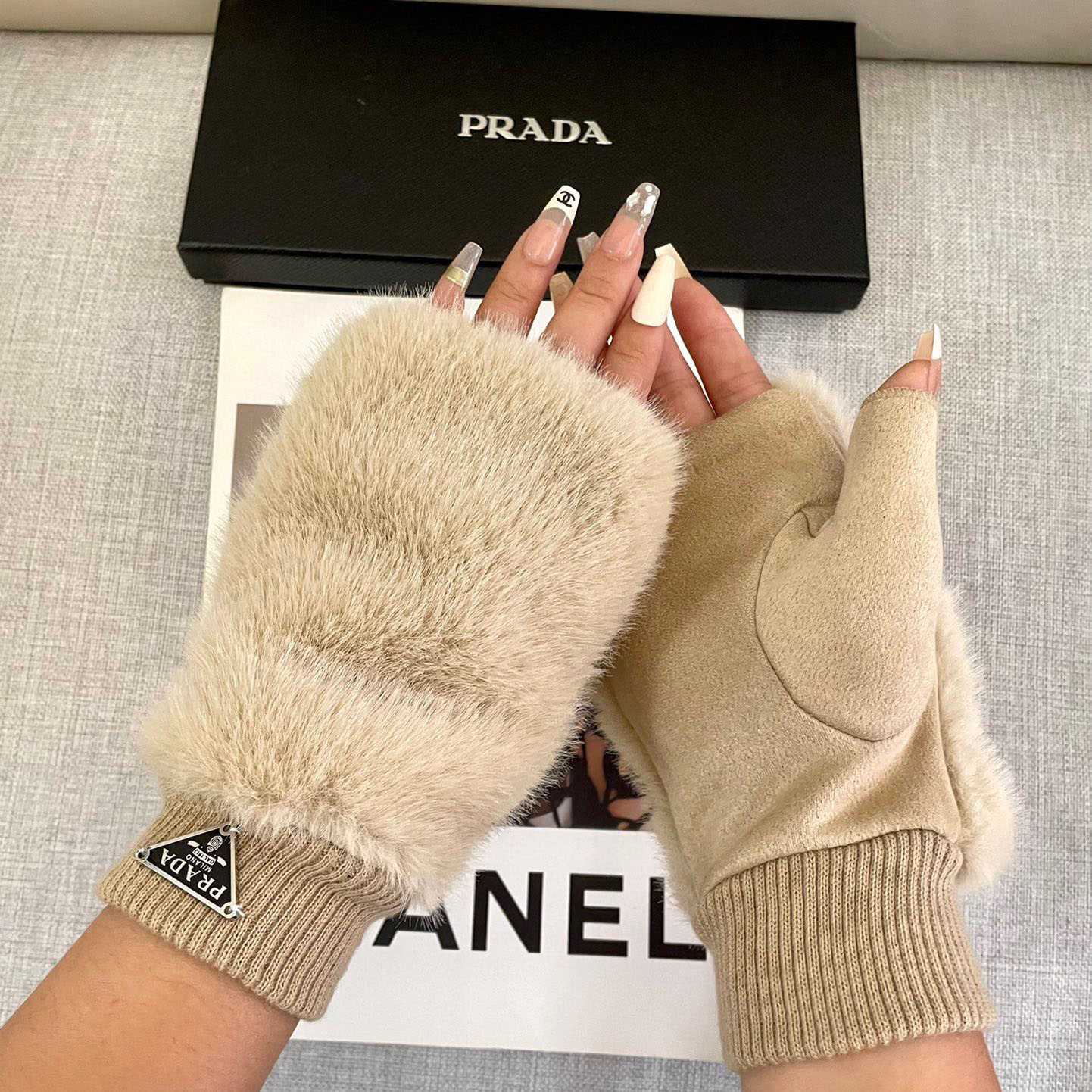 Prada Gloves  - DopestKickz