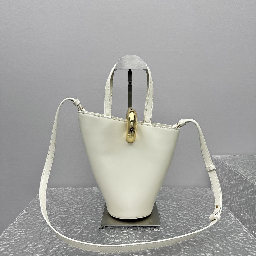 Jacquemus Le Petit Bambola Bag （10x10x20cm） - DopestKickz