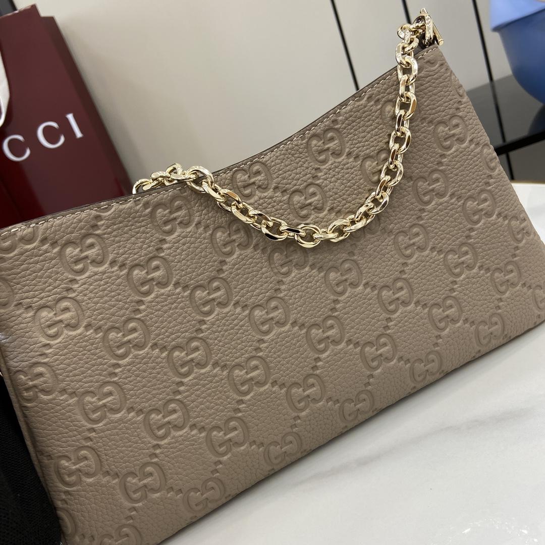 Gucci GG Emblem Medium Shoulder Bag - DopestKickz