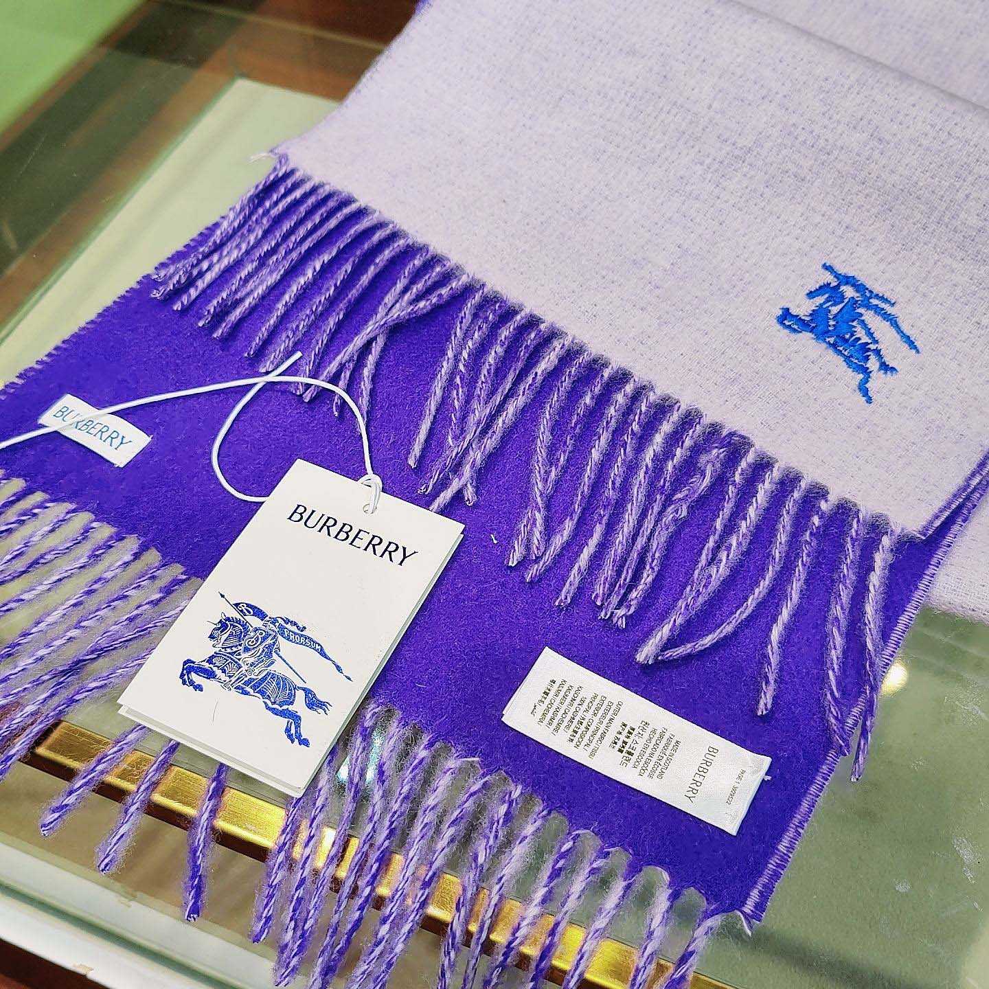 Burberry Reversible Cashmere Scarf - DopestKickz