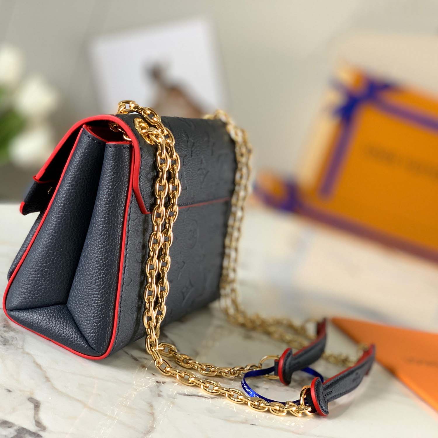 Louis Vuitton Vavin BB  M44550 - DopestKickz