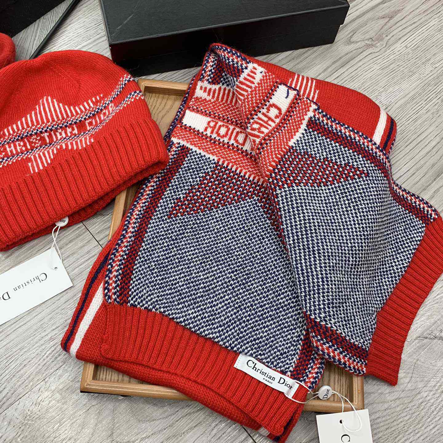 Dior Beanie And Scarf - DopestKickz