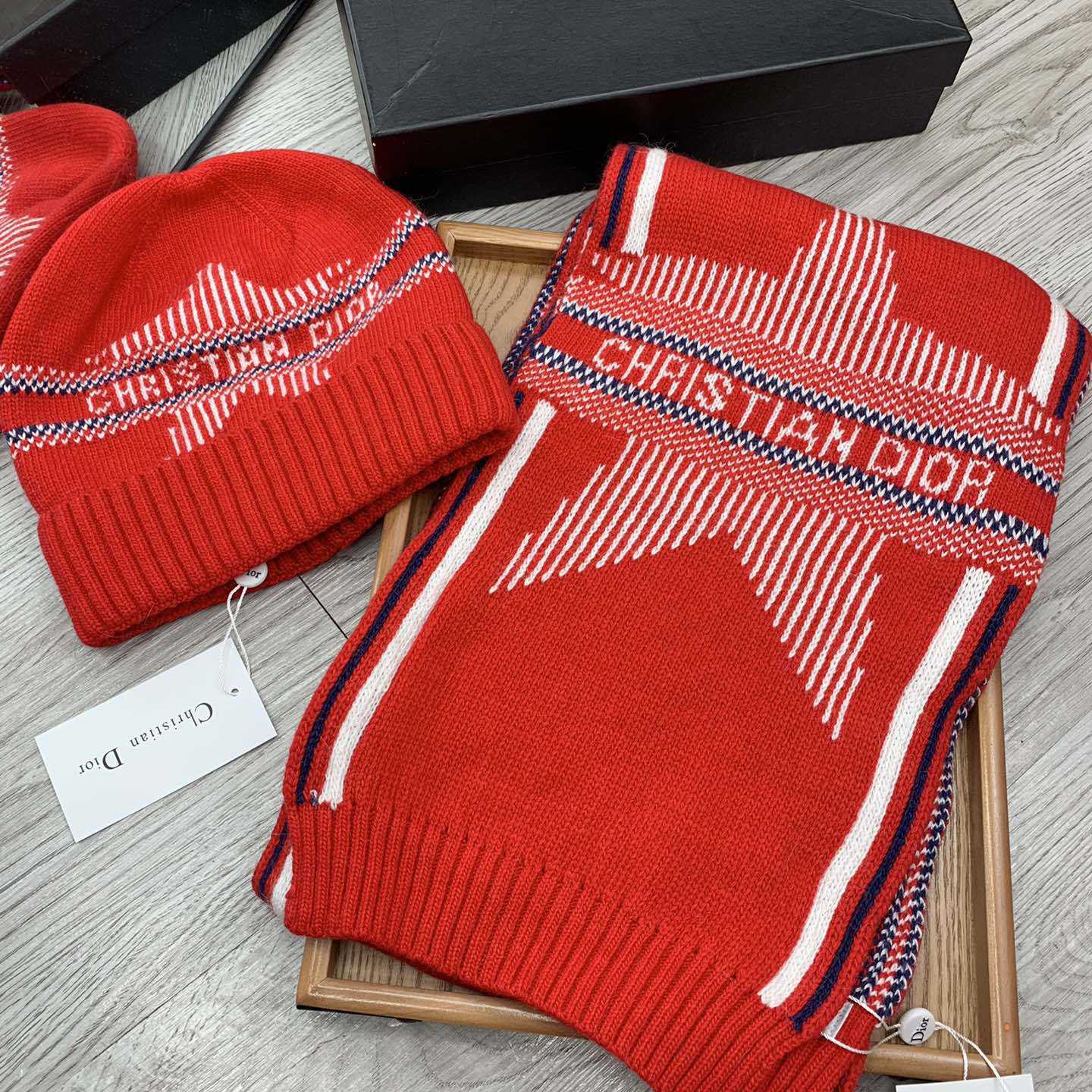 Dior Beanie And Scarf - DopestKickz