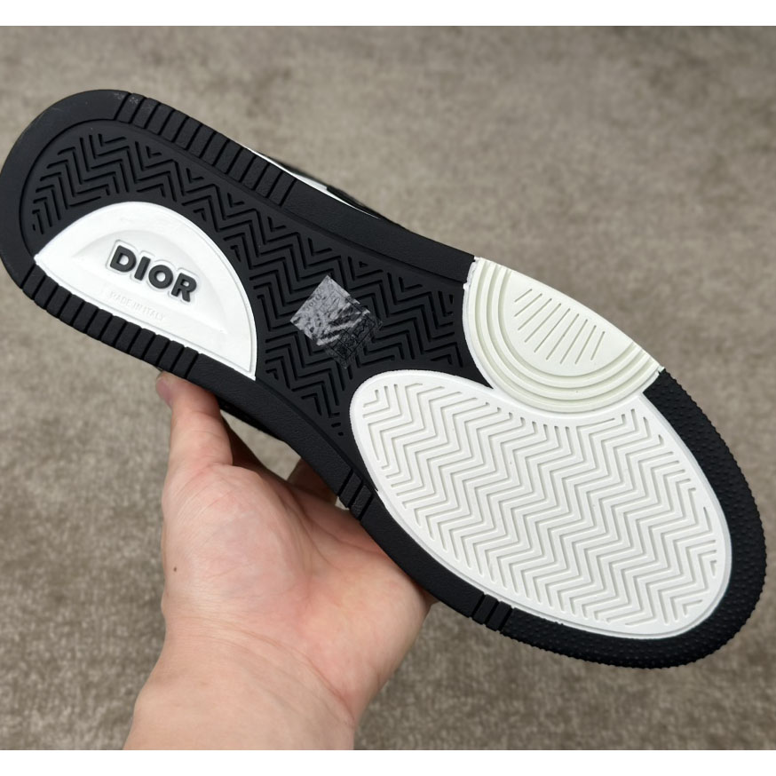 Dior B57 Low-Top Sneaker - DopestKickz