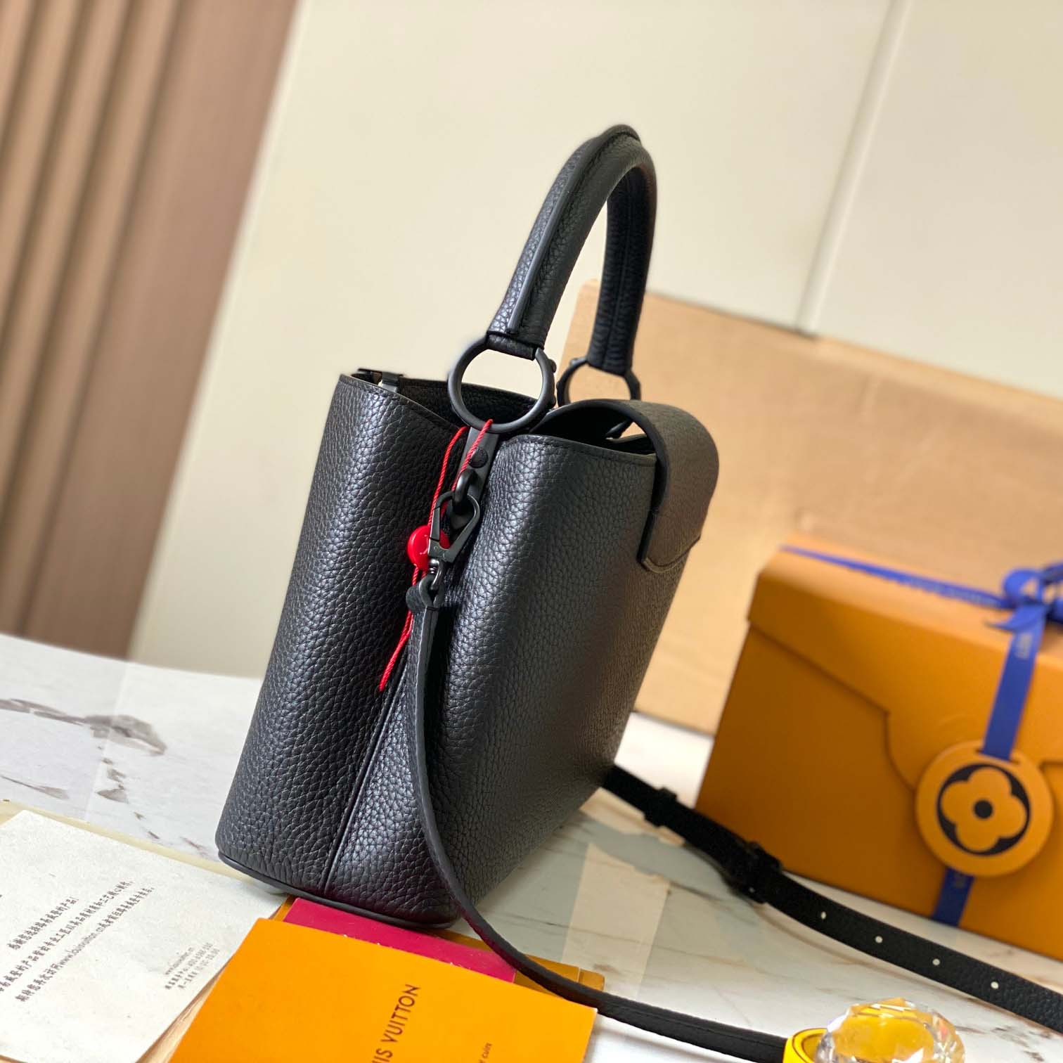 Louis Vuitton Capucines East-West MM  M23947 - DopestKickz