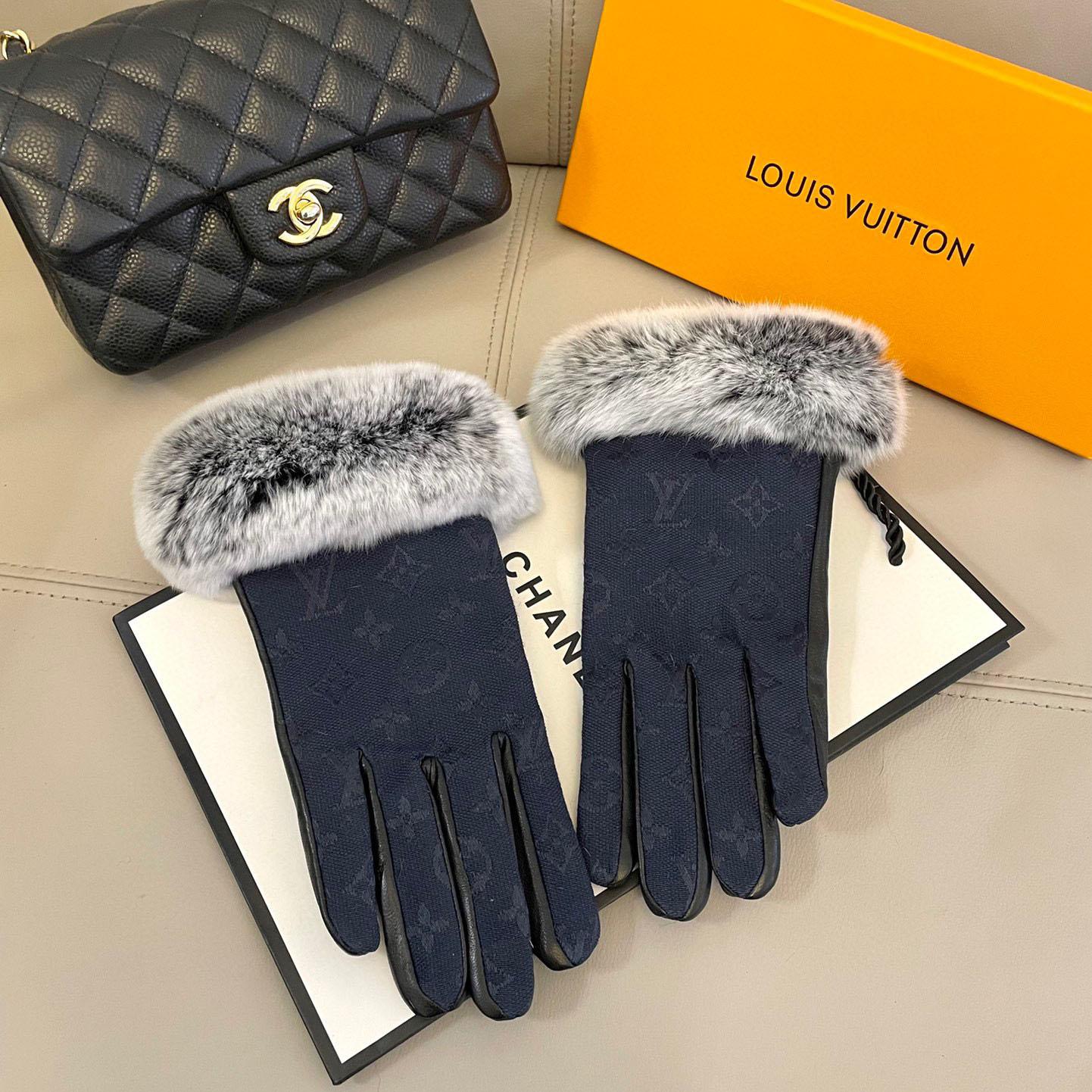 Louis Vuitton Gloves  - DopestKickz