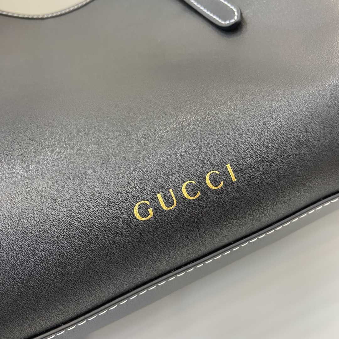 Gucci GG Emblem Medium Tote Bag - DopestKickz
