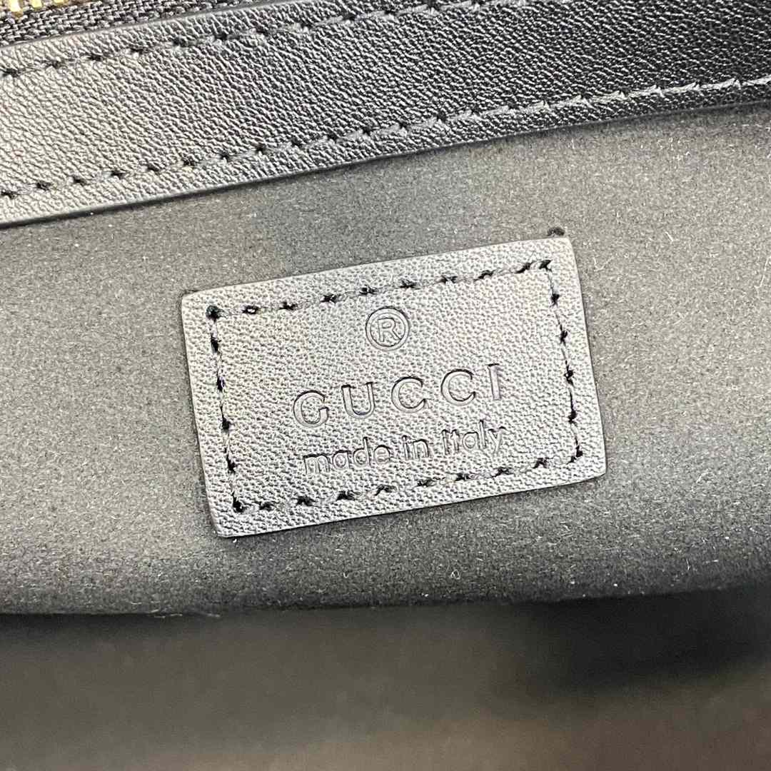 Gucci GG Emblem Medium Tote Bag - DopestKickz