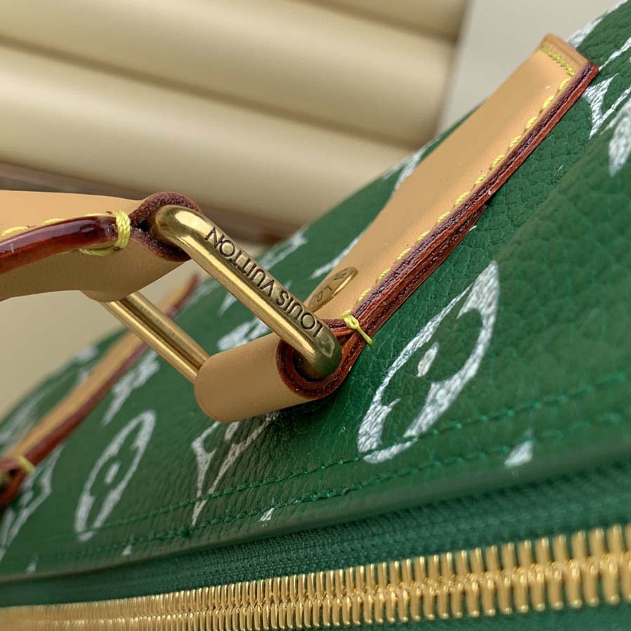 Louis Vuitton Speedy P9 Bandoulière 40  M24417 - DopestKickz