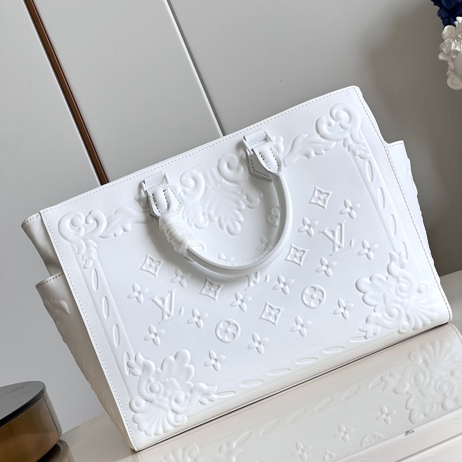 Louis Vuitton Sac Plat  M21841 - DopestKickz