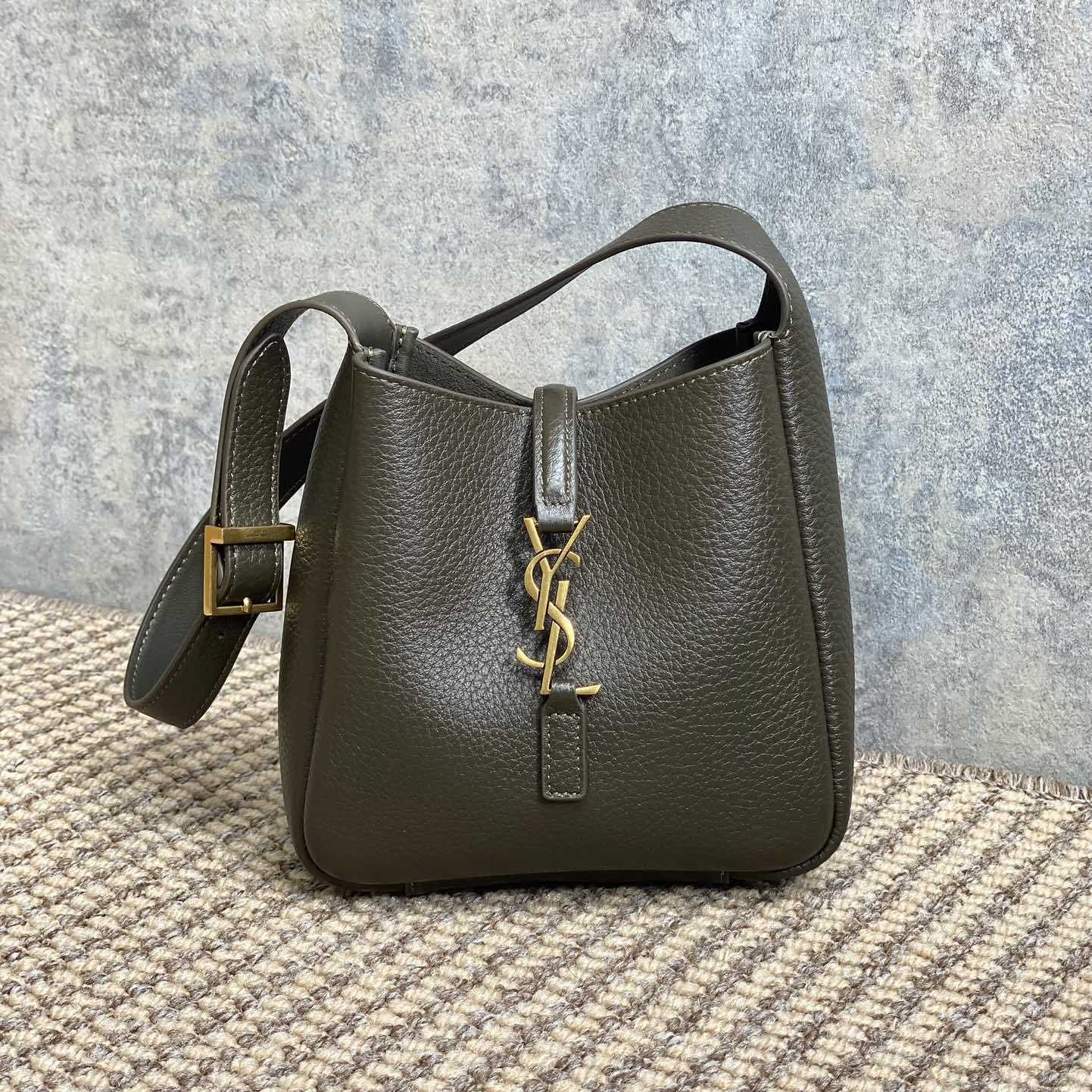 Saint Laurent LE 5 À 7 Supple Baby In Grained Leather - DopestKickz