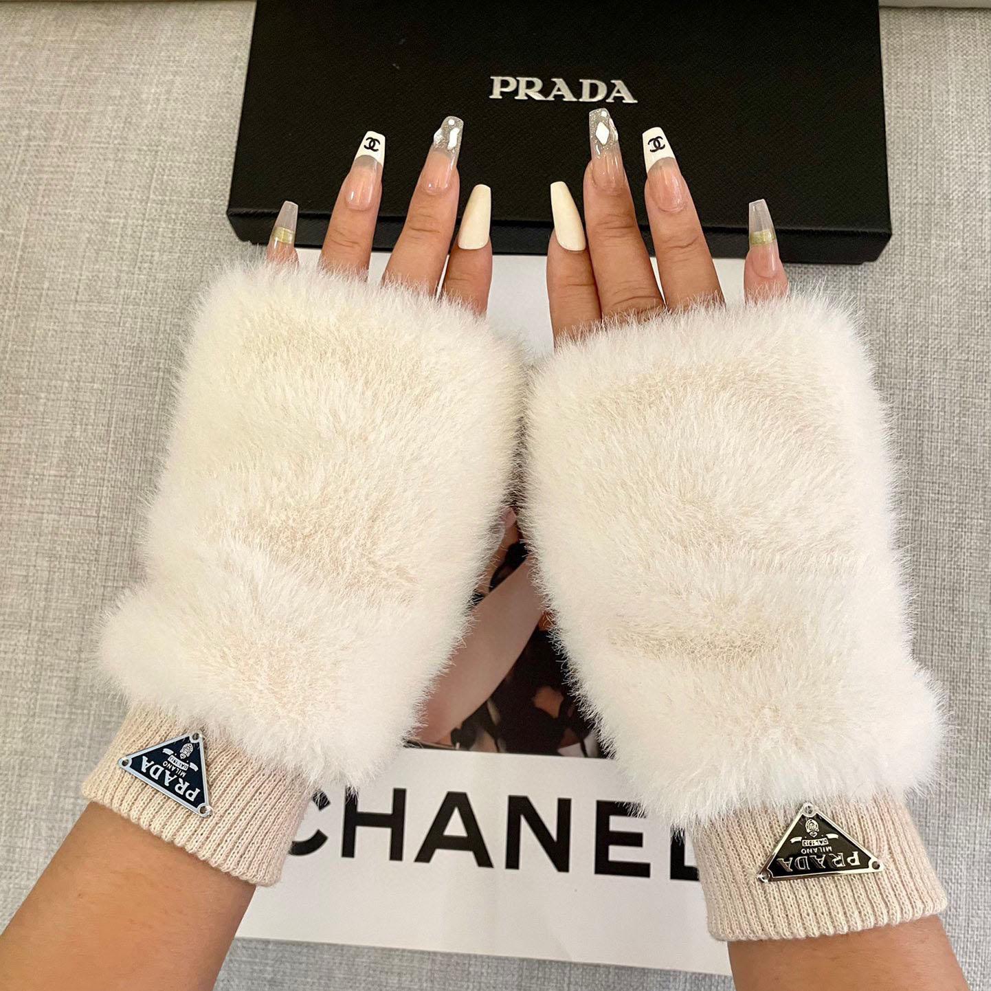 Prada Gloves  - DopestKickz