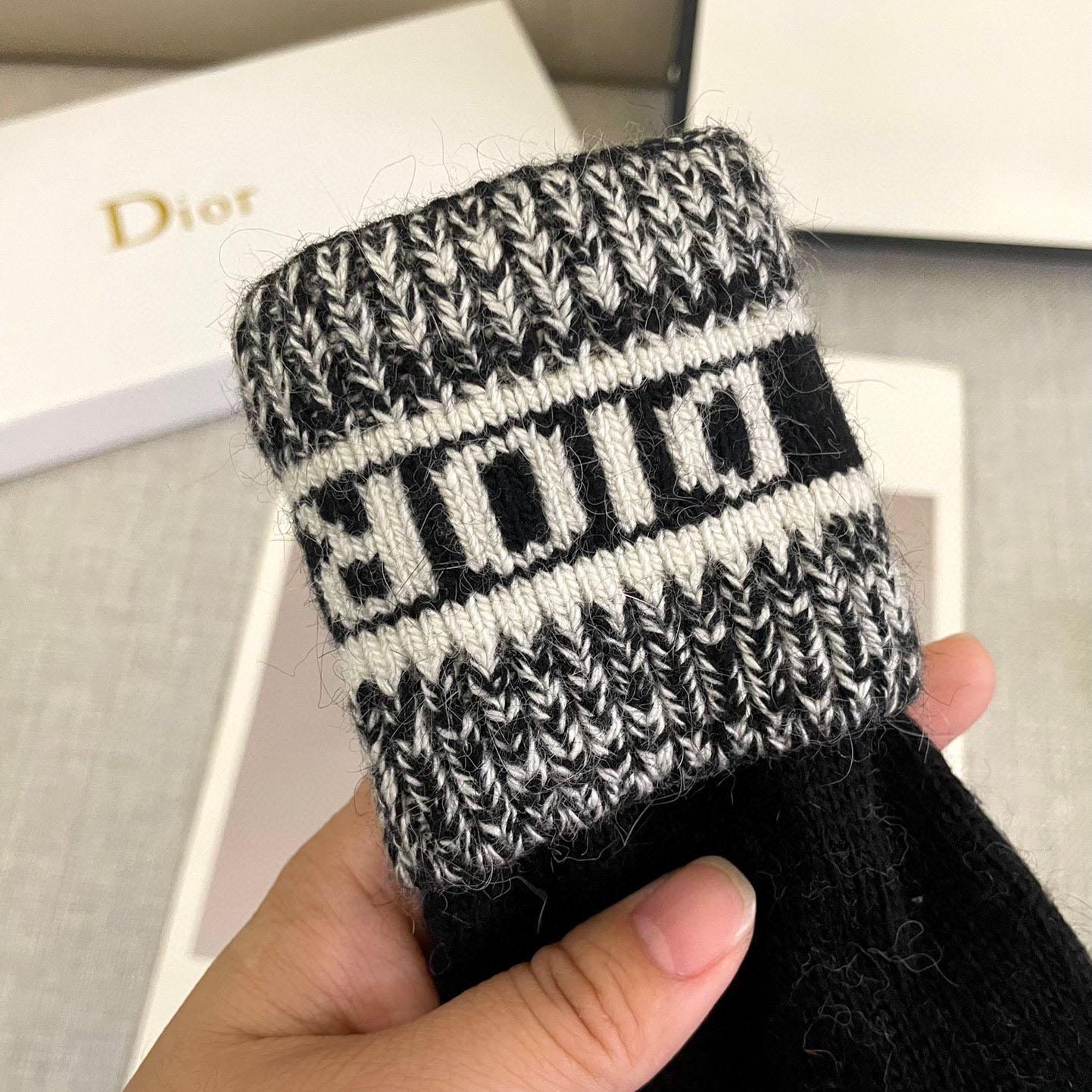 Dior Gloves  - DopestKickz