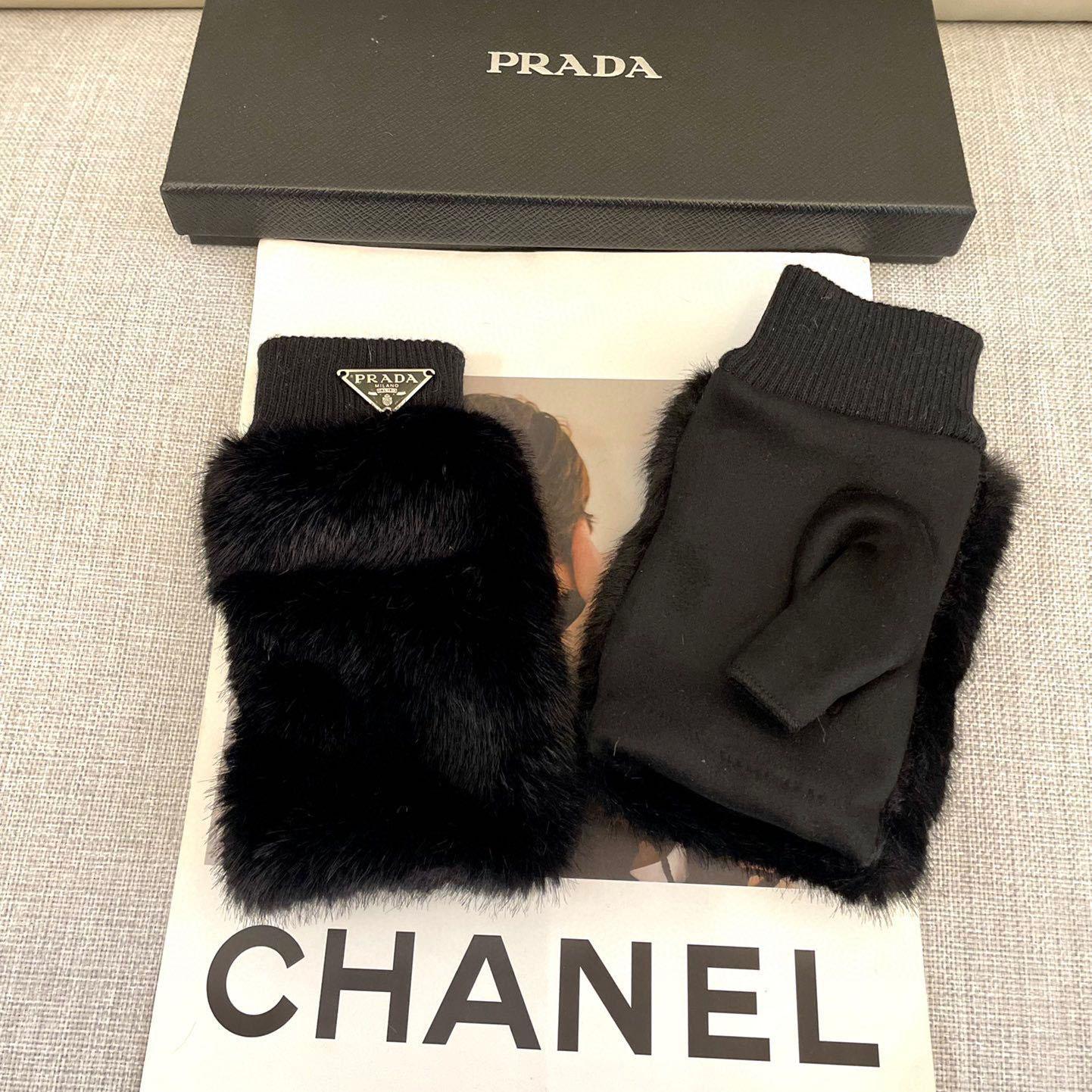 Prada Gloves  - DopestKickz