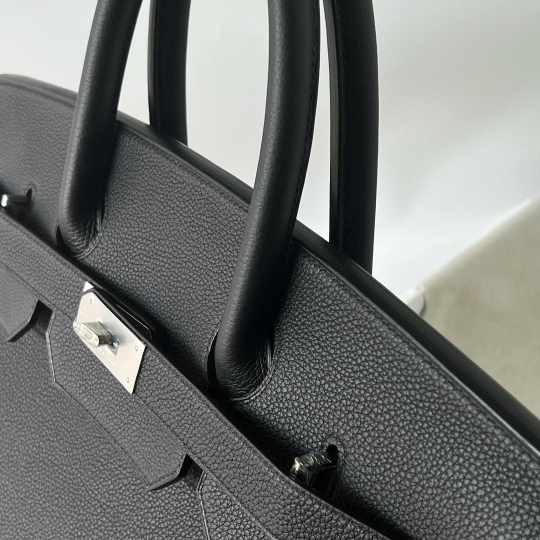 Hermes Kelly Handbag   40cm - DopestKickz