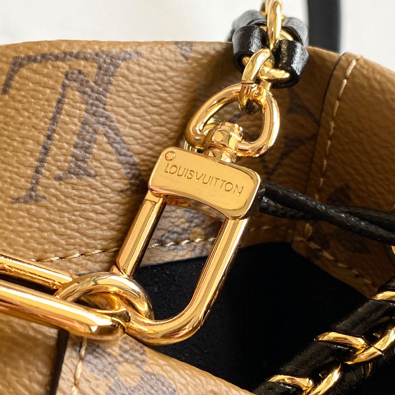 Louis Vuitton Noé Trunk PM  M13324 - DopestKickz