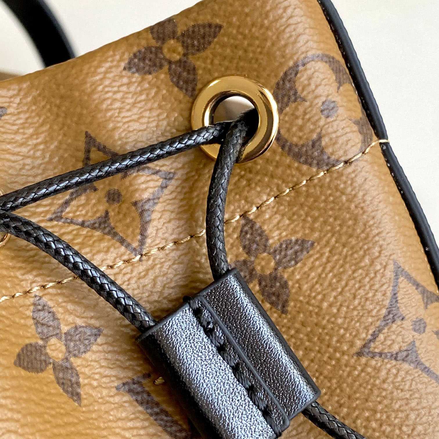 Louis Vuitton Noé Trunk PM  M13324 - DopestKickz