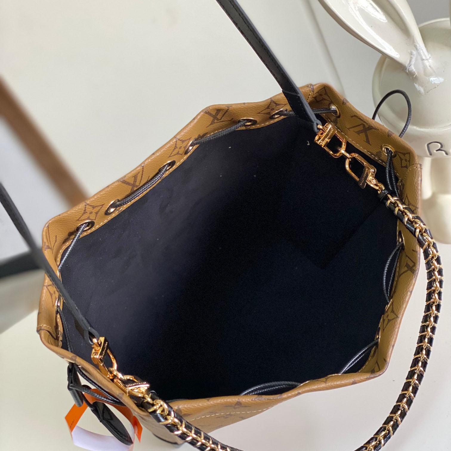 Louis Vuitton Noé Trunk PM  M13324 - DopestKickz