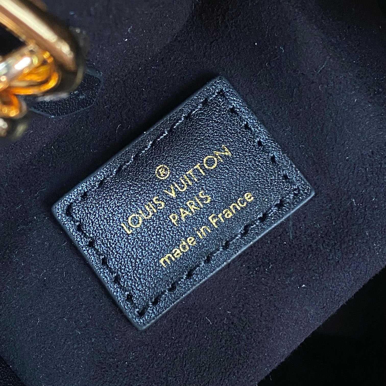 Louis Vuitton Noé Trunk PM  M13324 - DopestKickz