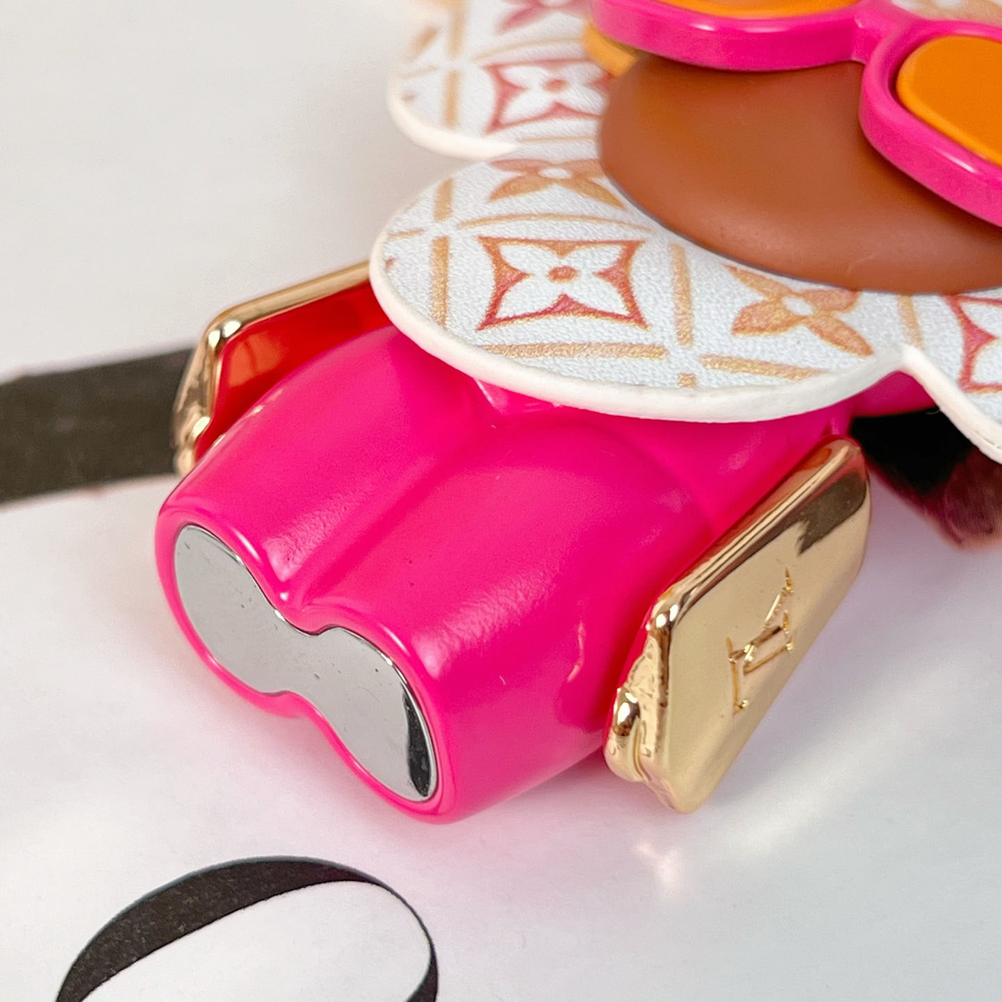 Louis Vuitton Vivienne Bag Charm   M01958 - DopestKickz