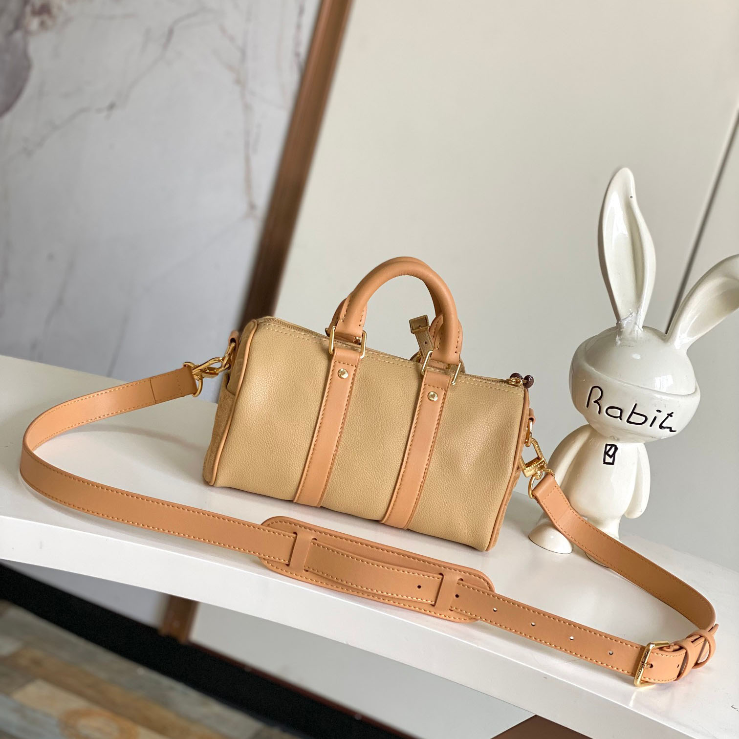 Louis Vuitton Keepall Bandoulière 25  M12627 - DopestKickz