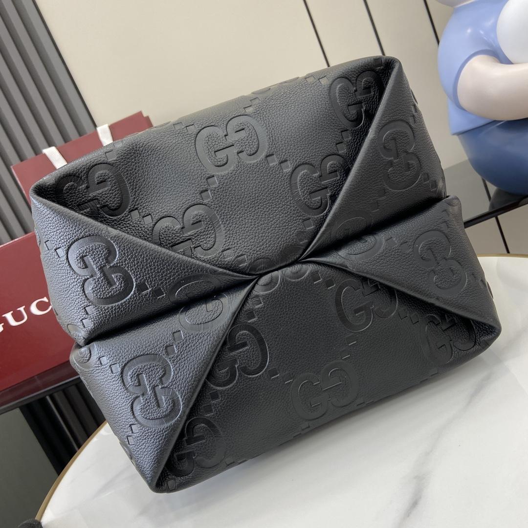 Gucci Medium Jumbo GG Tote Bag - DopestKickz