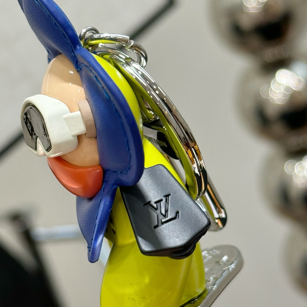 Louis Vuitton Snowboard Vivienne Bag Charm - DopestKickz