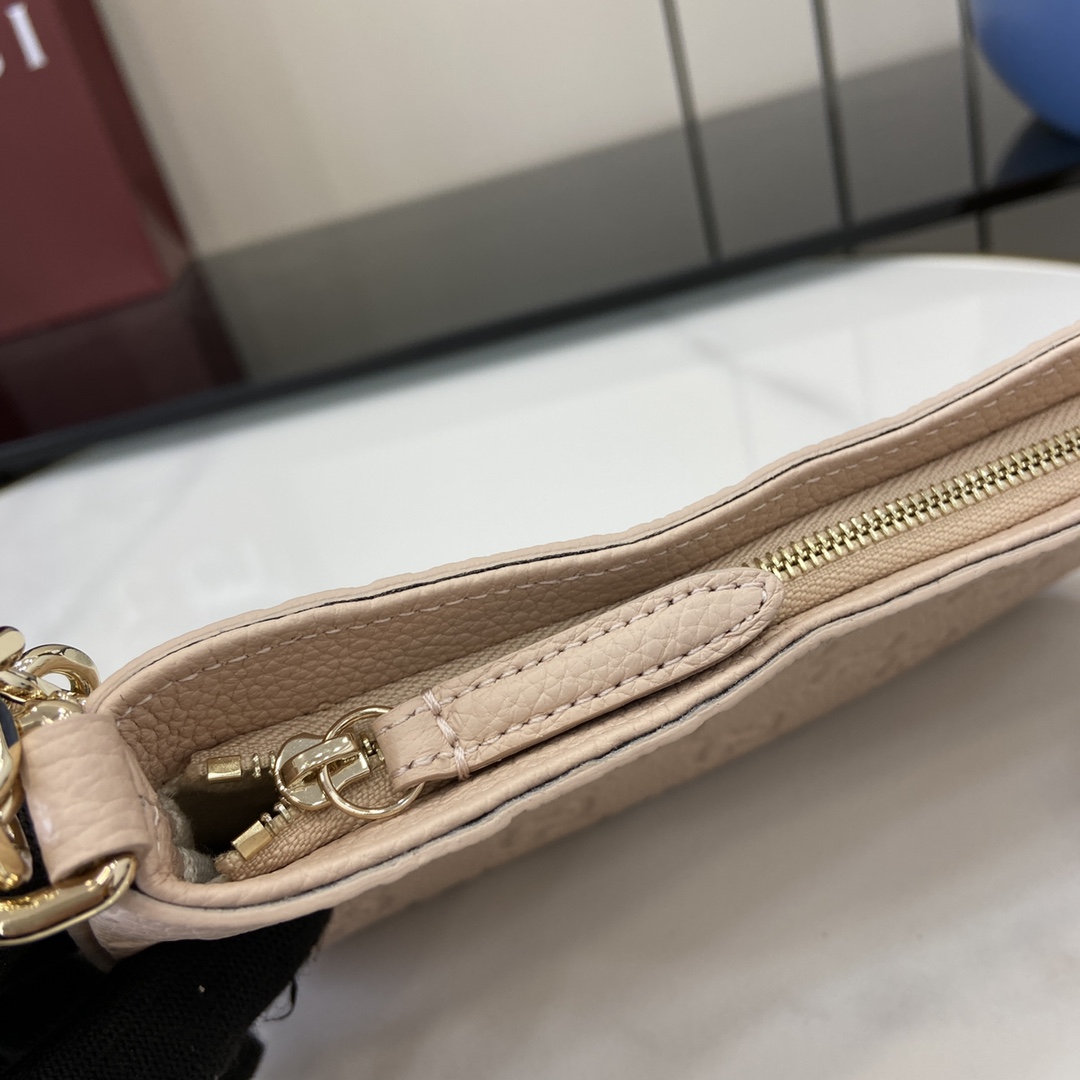 Gucci GG Emblem Super Mini Bag - DopestKickz