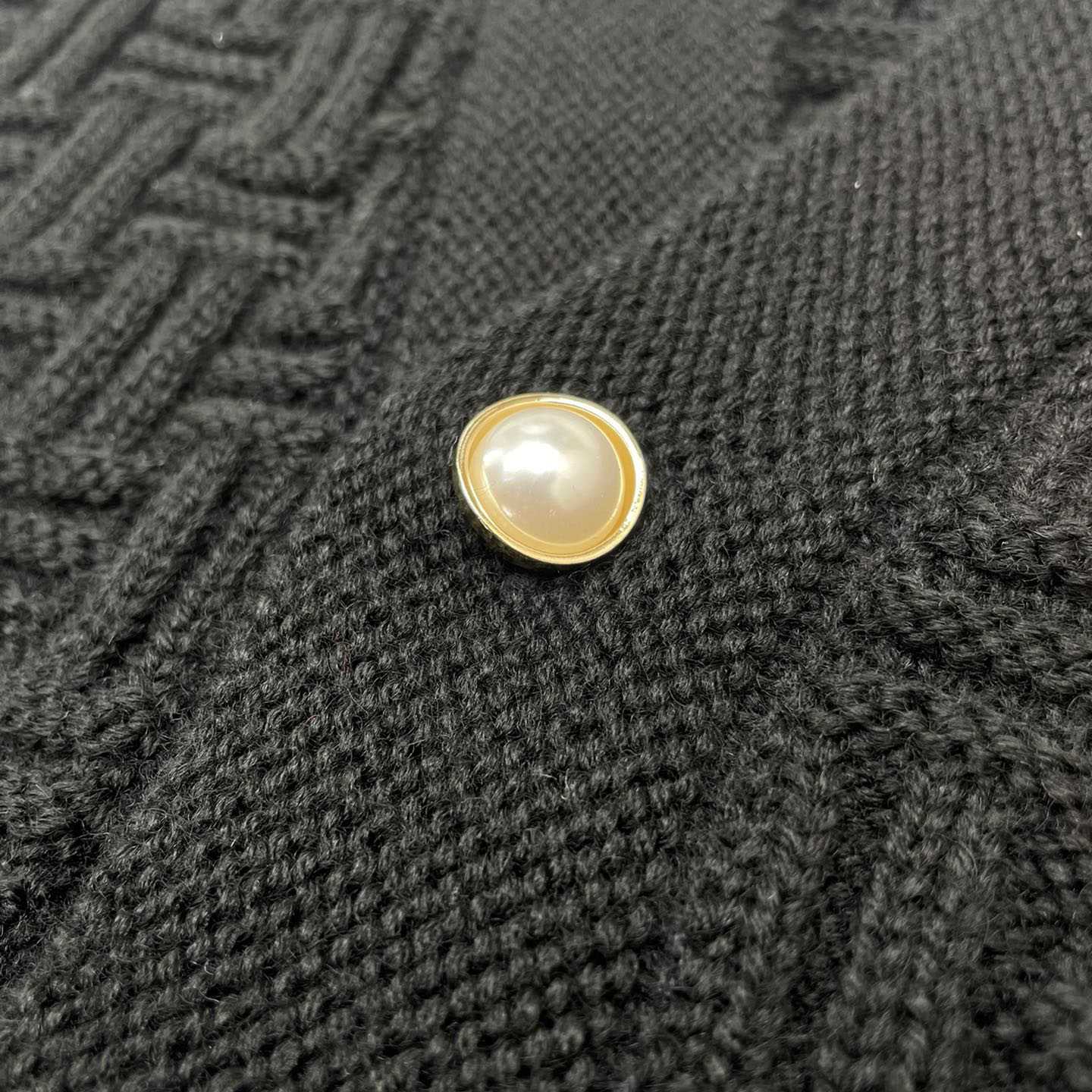 Casablanca Column Stitch Cardigan     D0083 - DopestKickz