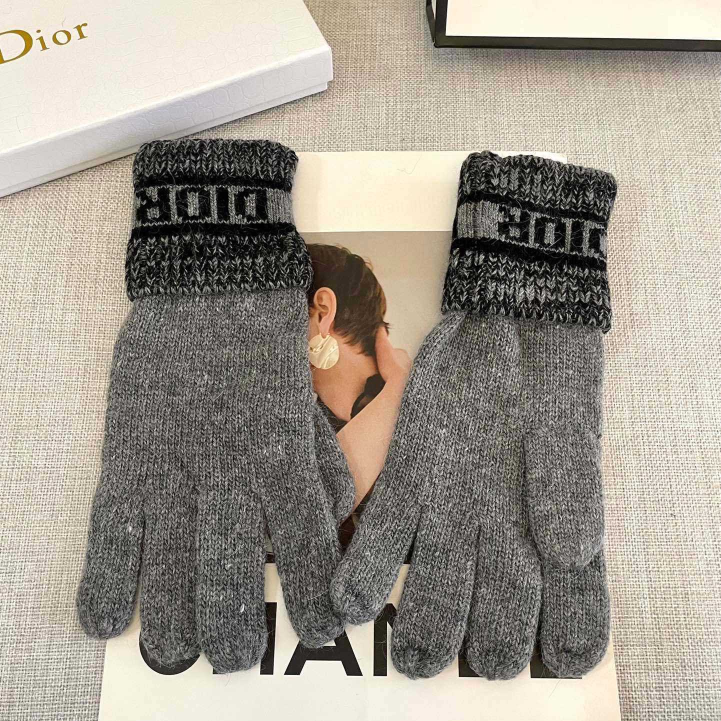 Dior Gloves  - DopestKickz