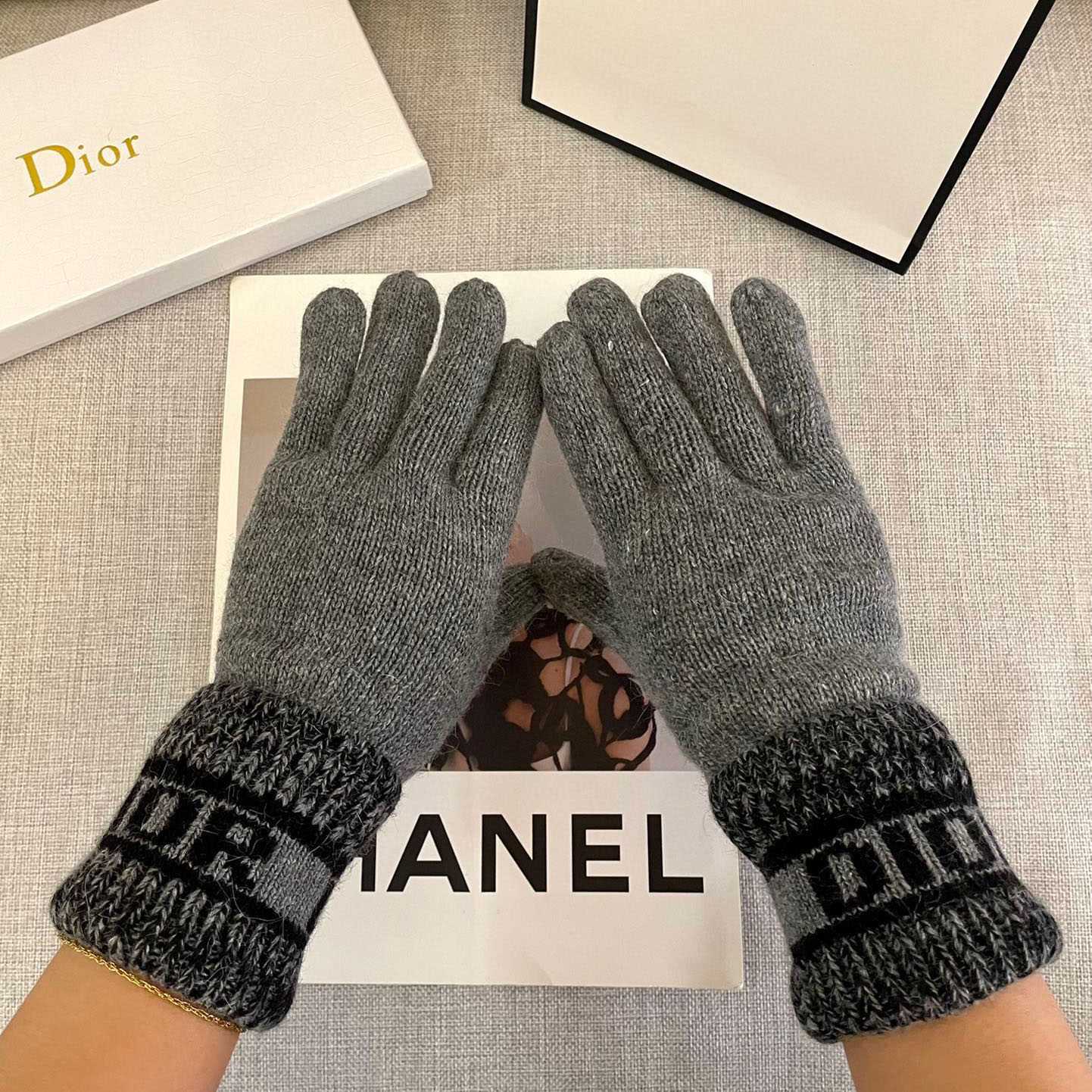 Dior Gloves  - DopestKickz