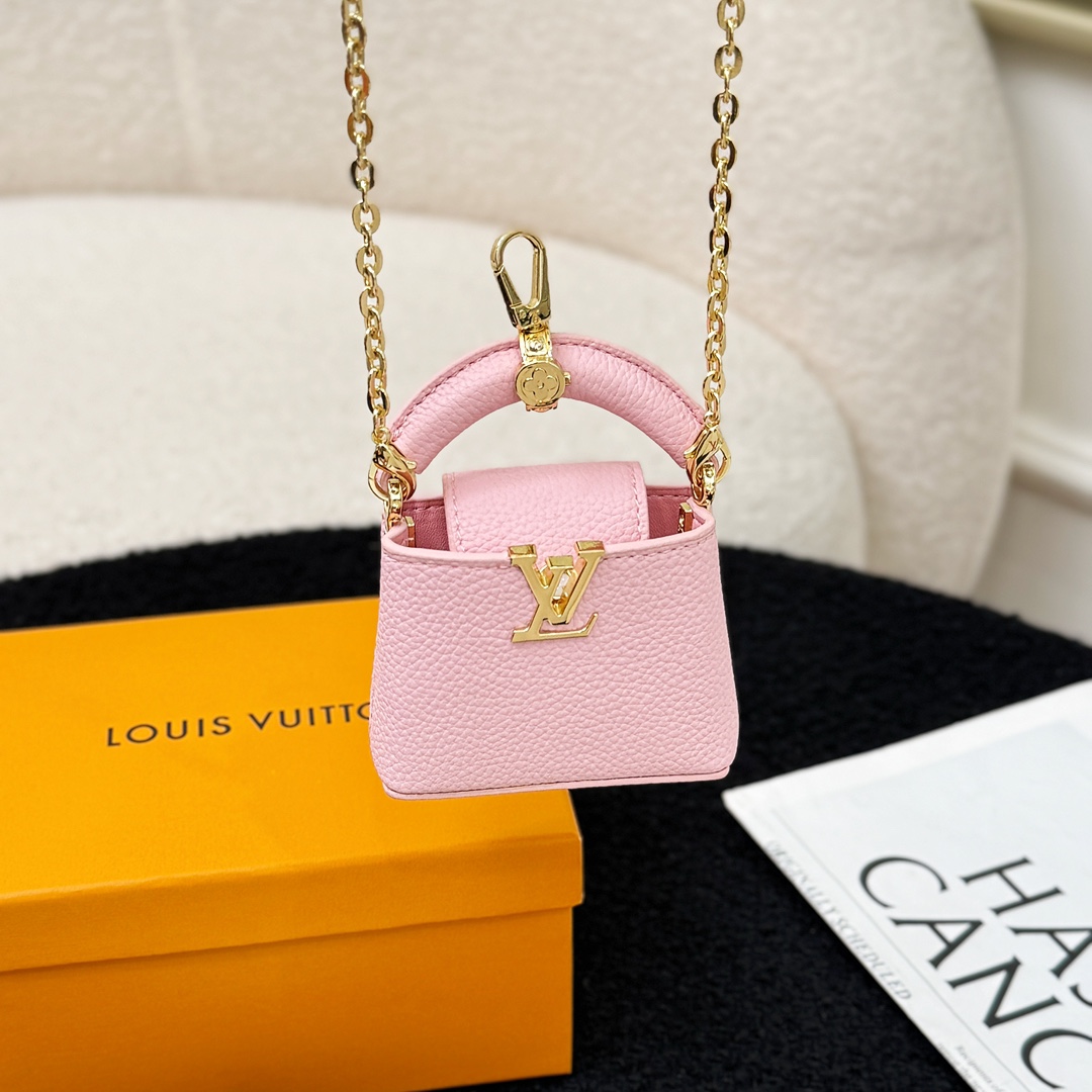 Louis Vuitton Micro Bag Capucines - DopestKickz