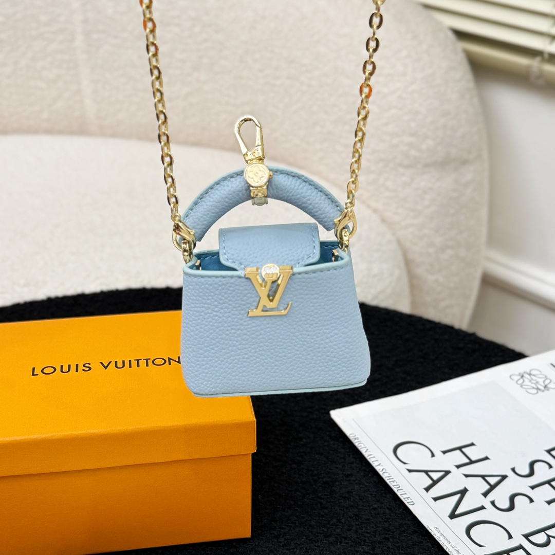 Louis Vuitton Micro Bag Capucines - DopestKickz