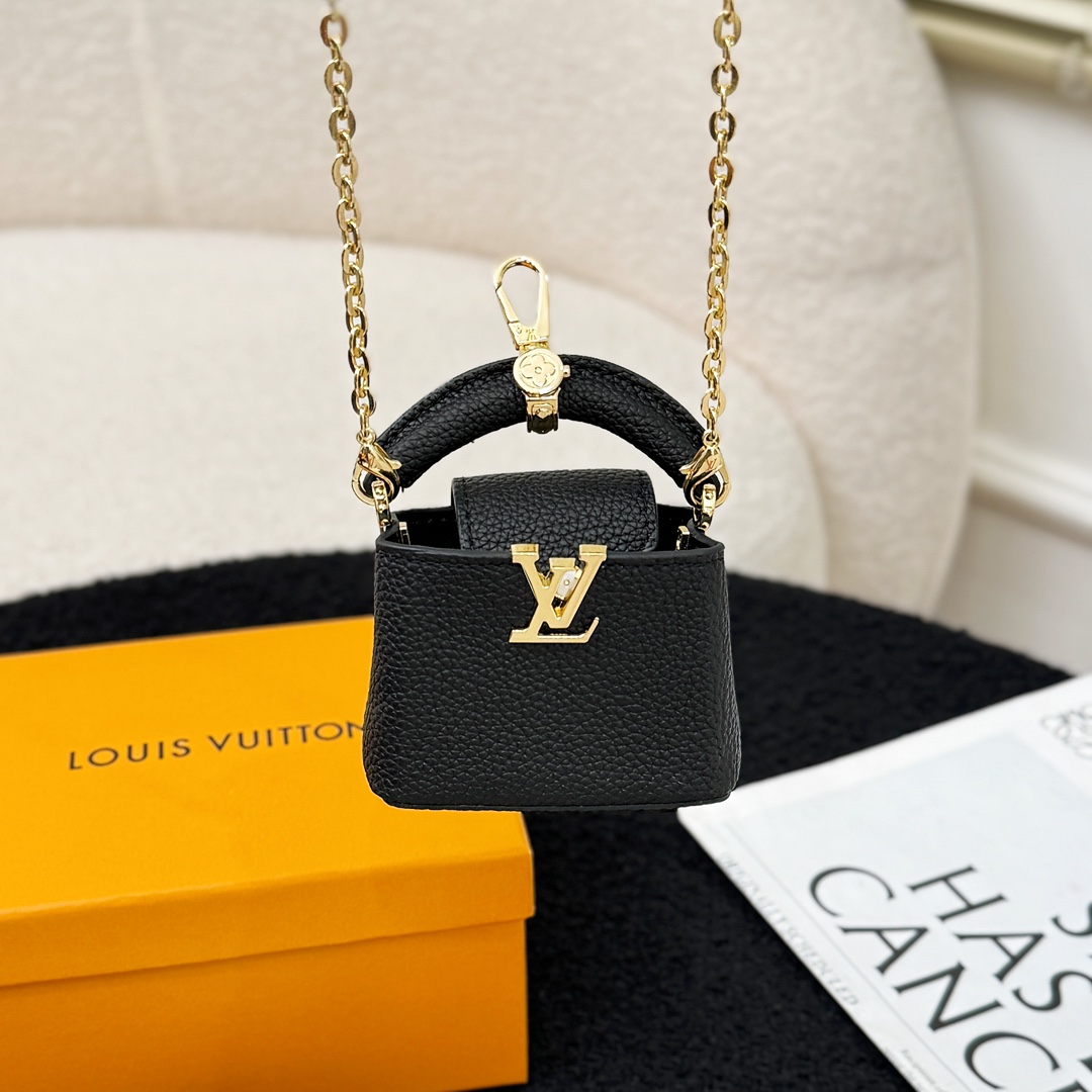Louis Vuitton Micro Bag Capucines - DopestKickz