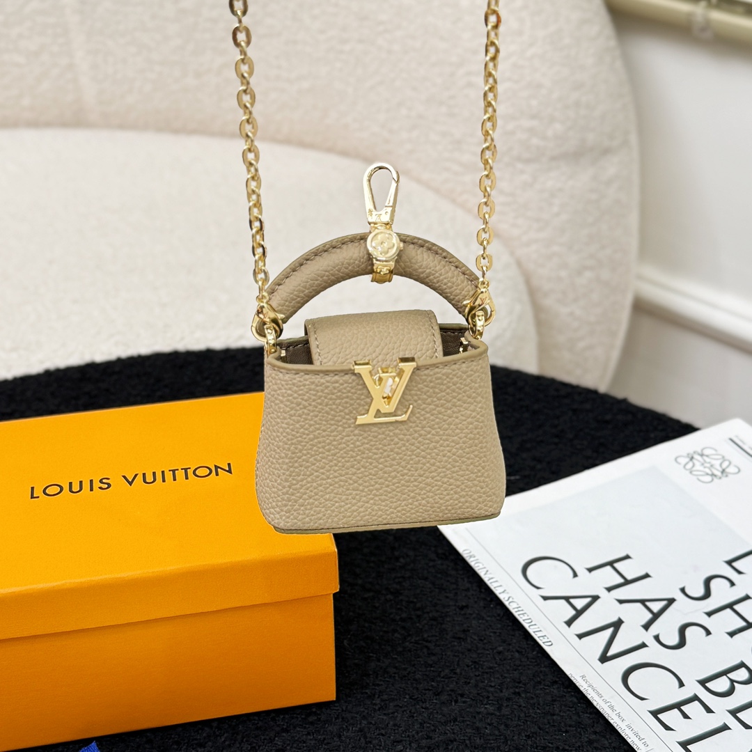 Louis Vuitton Micro Bag Capucines - DopestKickz