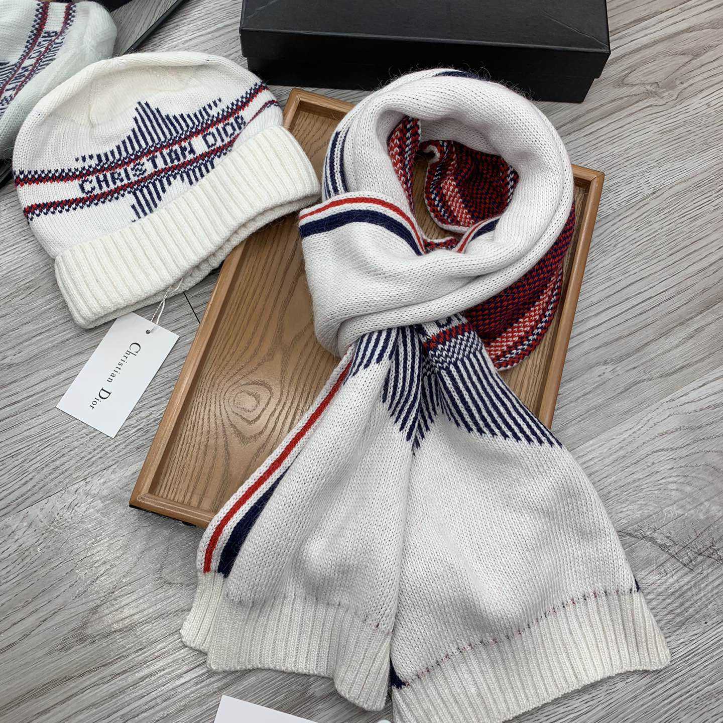 Dior Beanie And Scarf - DopestKickz