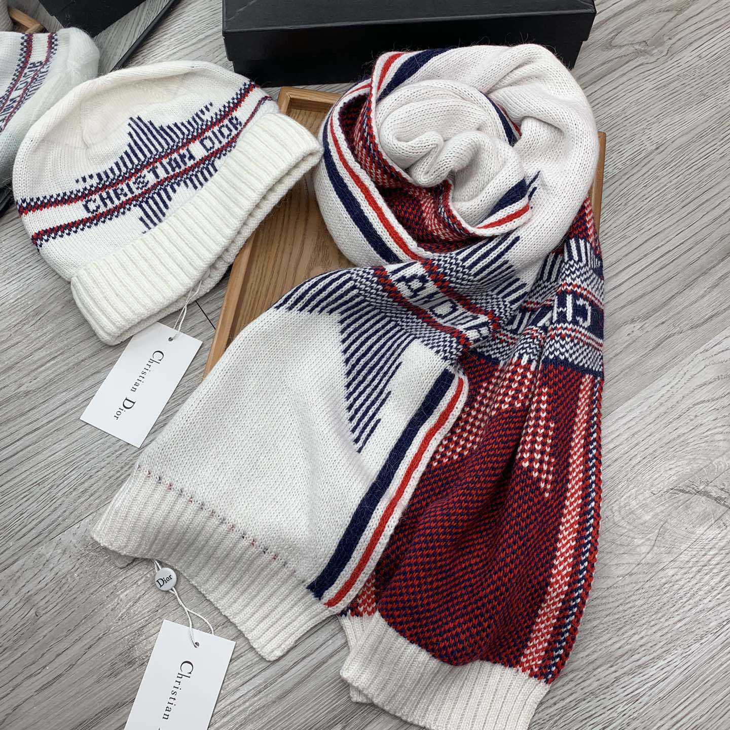 Dior Beanie And Scarf - DopestKickz