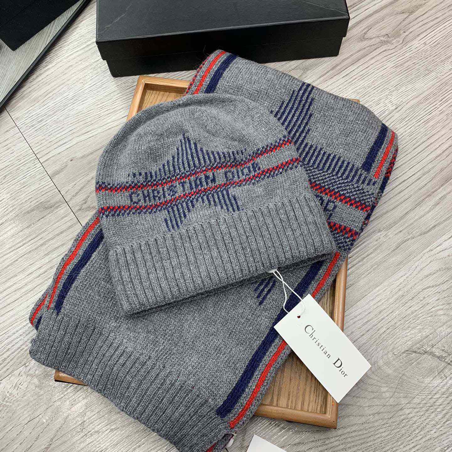 Dior Beanie And Scarf - DopestKickz