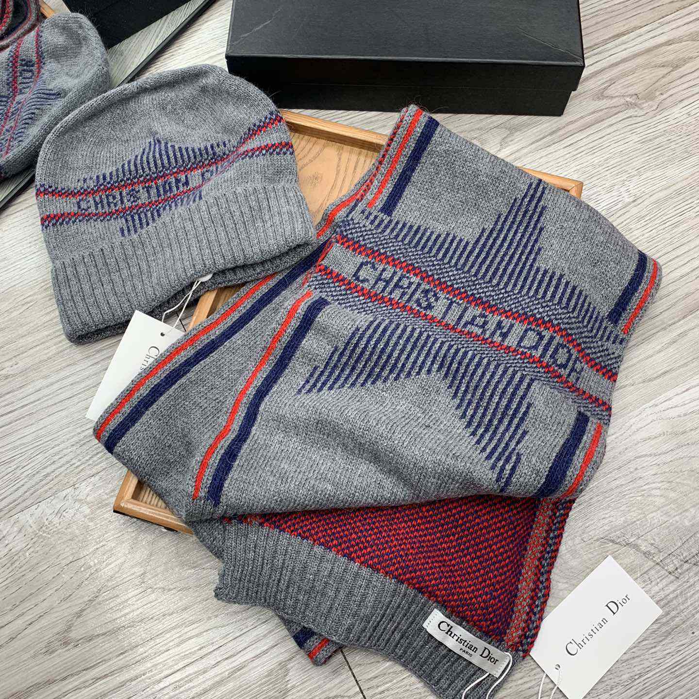 Dior Beanie And Scarf - DopestKickz