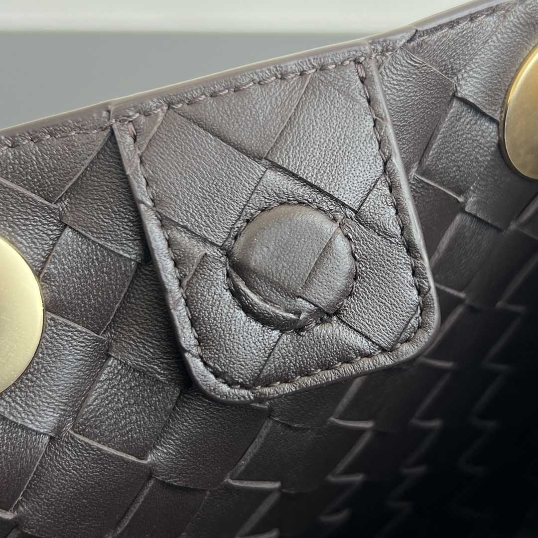 Bottega Veneta Small Parachute Chain   - DopestKickz