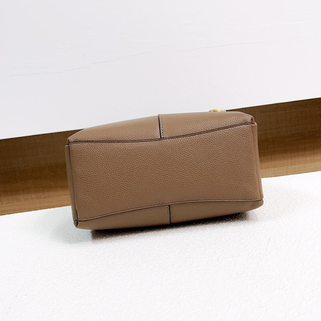 Coach Lana Shoulder Bag 23  - DopestKickz