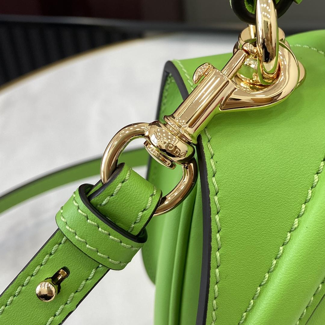 Gucci Blondie Small Top Handle Bag - DopestKickz