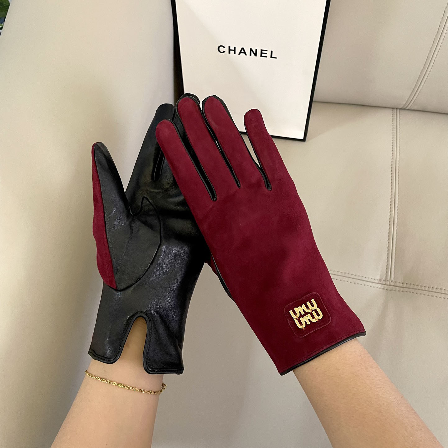 Miu Miu Gloves  - DopestKickz