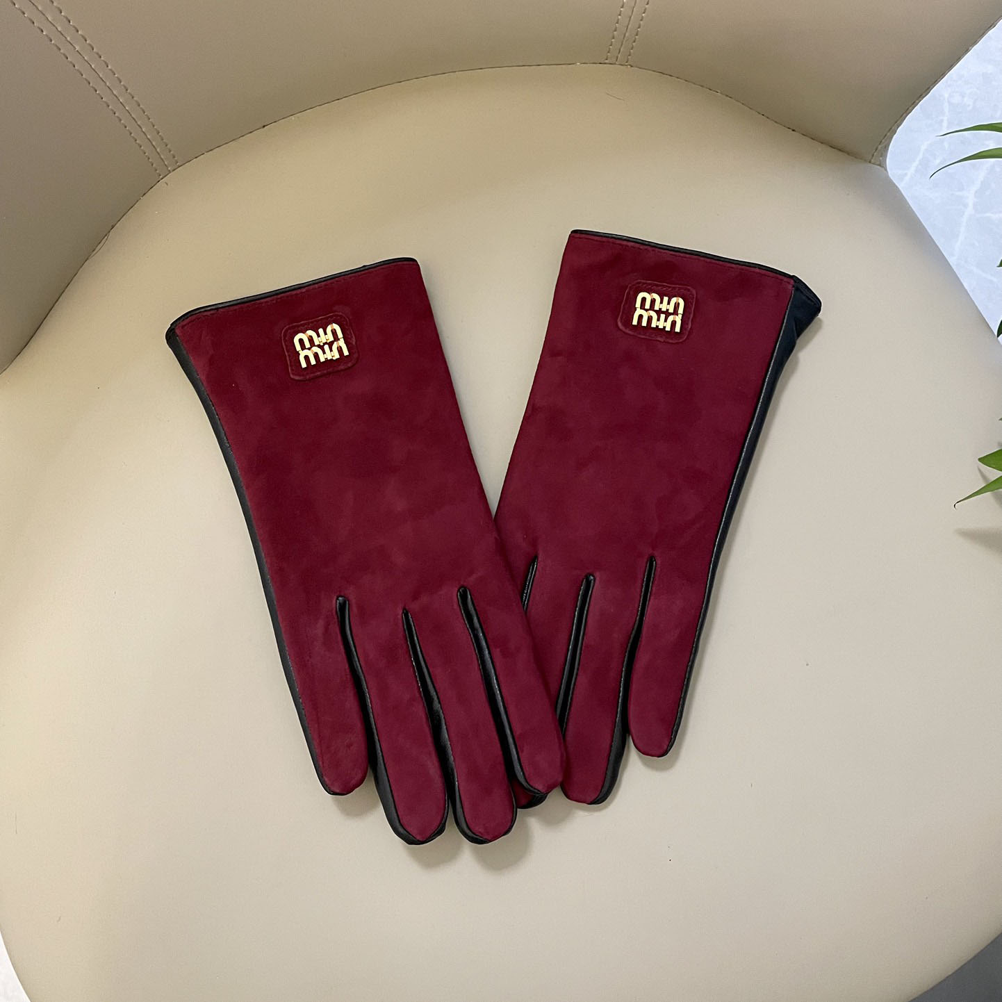 Miu Miu Gloves  - DopestKickz
