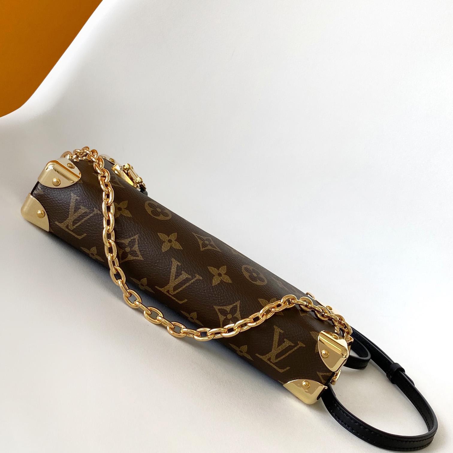 Louis Vuitton Slim Trunk  M13147 - DopestKickz
